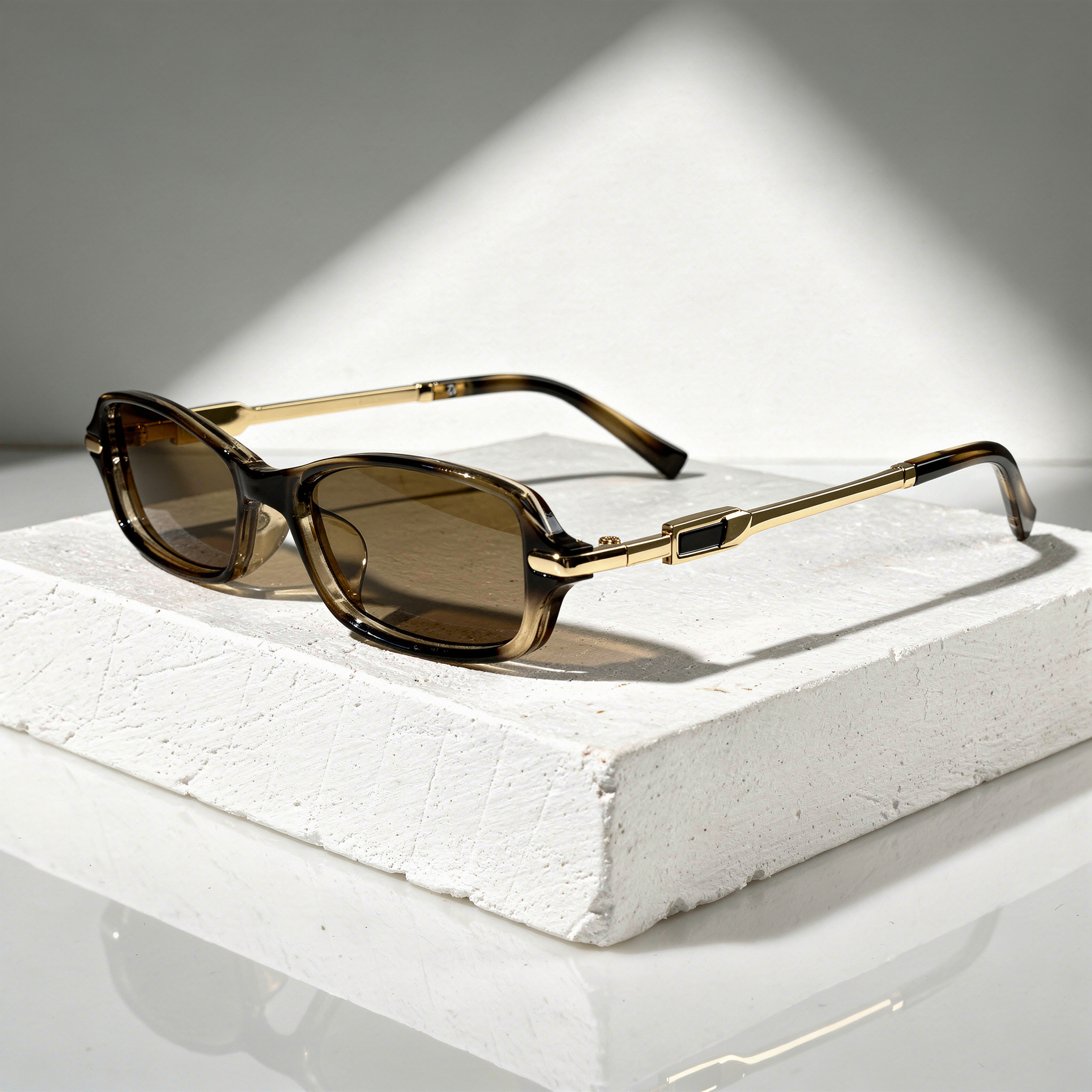 Cervo Shades