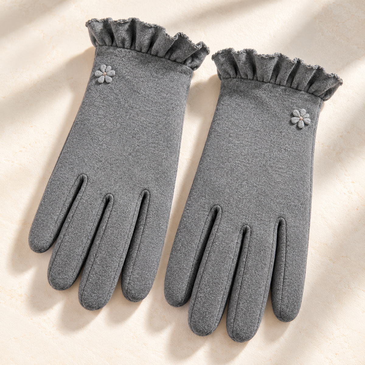 Bianca Ruffle-Cuff Touchscreen Gloves