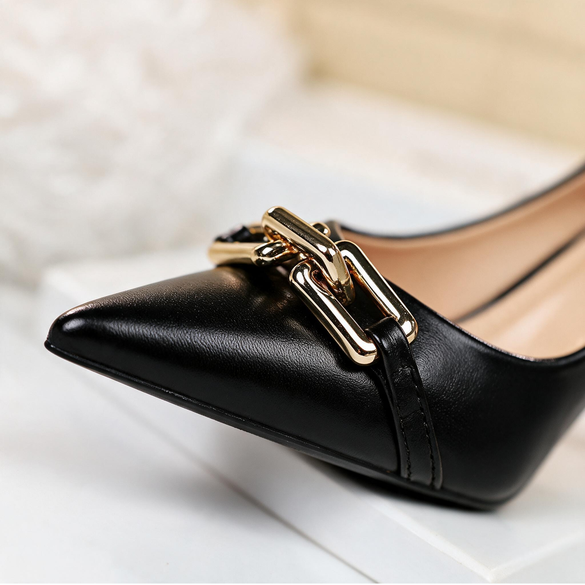 Aurelia Link Heels